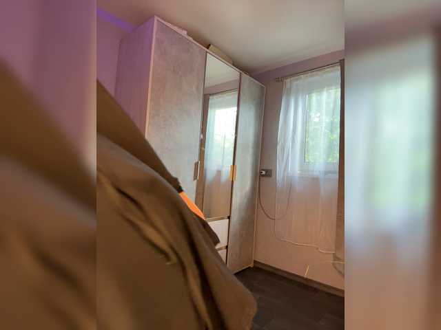 Capturas de pantalla de transmisión -MaybeBaby-