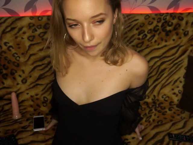 Capturas de pantalla de transmisión -Sonichka-