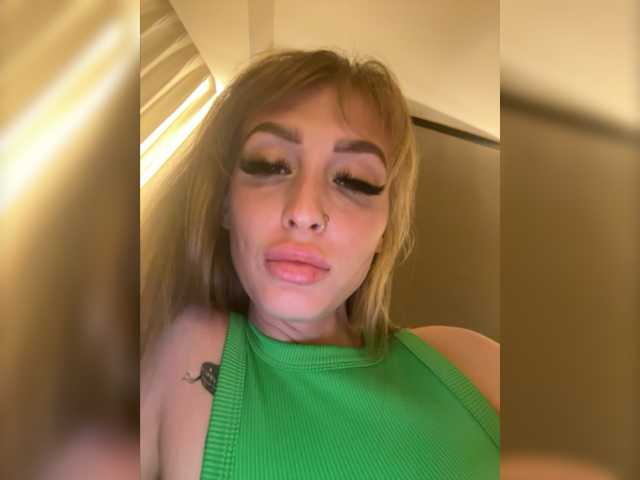 Capturas de pantalla de transmisión -WhiteAngel-