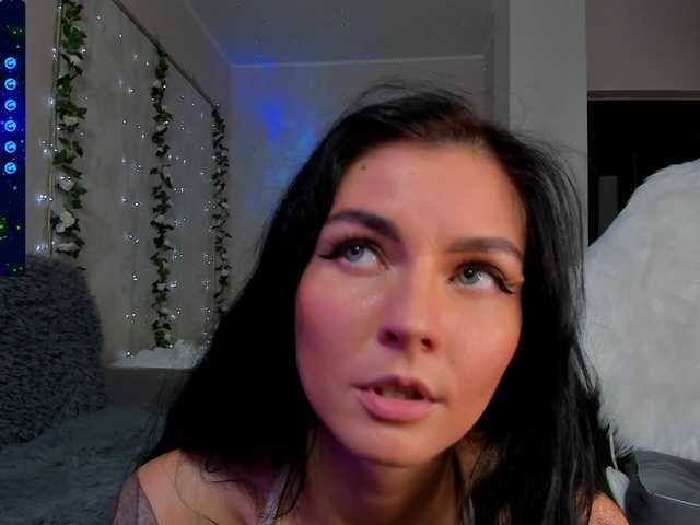 Capturas de pantalla de transmisión AnnaHarmonia