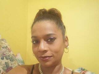 Chat de video erótico 1FiestyAlpha69