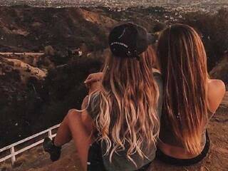 Chat de video erótico adahlia-angel