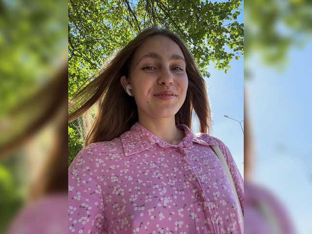 Capturas de pantalla de transmisión DokTor_Ada