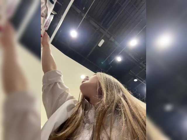 Capturas de pantalla de transmisión DokTor_Ada