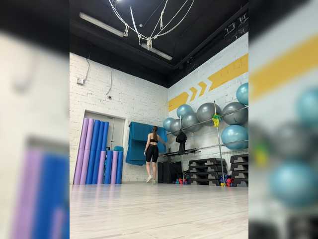 Capturas de pantalla de transmisión DokTor_Ada