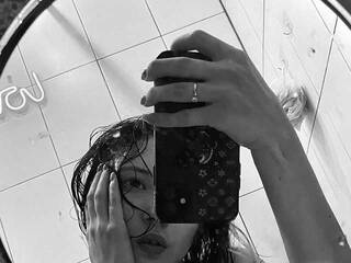 Chat de video erótico Adri-curly