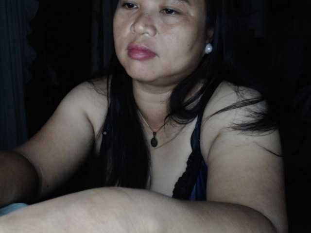 Capturas de pantalla de transmisión adrianna