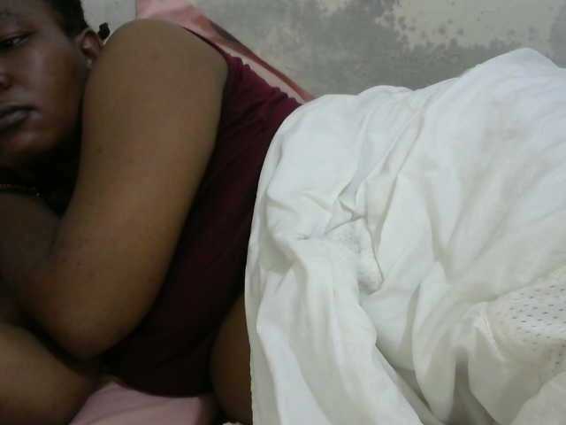 Capturas de pantalla de transmisión africanqueen2