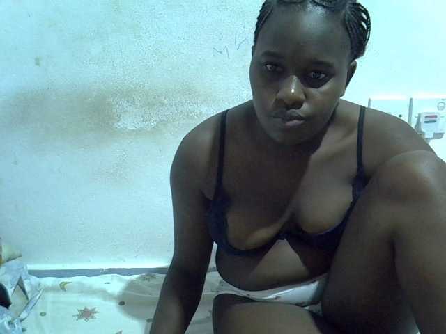 Capturas de pantalla de transmisión Africansexxy