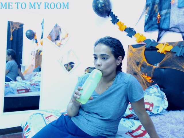 Capturas de pantalla de transmisión afroditasweet