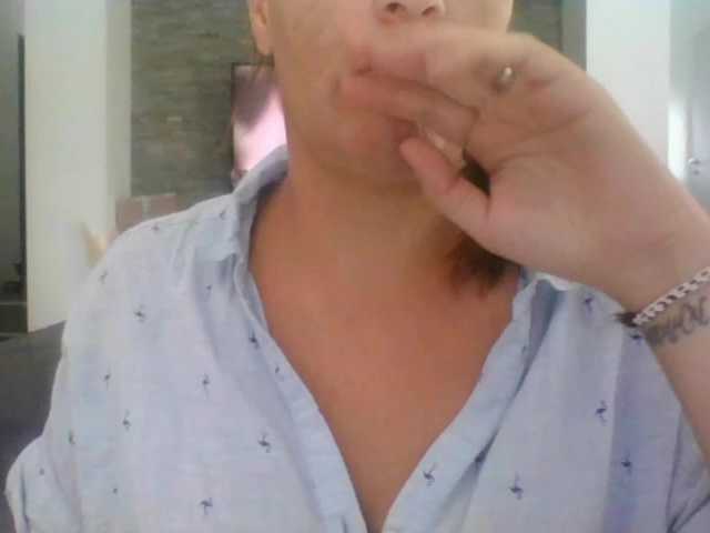 Capturas de pantalla de transmisión AimeLeSex1