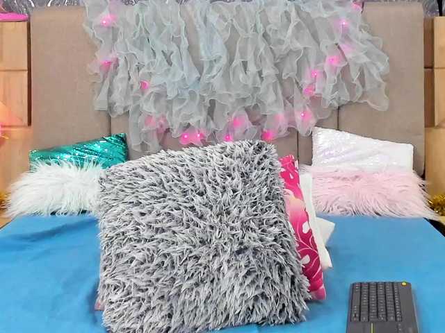 Capturas de pantalla de transmisión AkashaLee