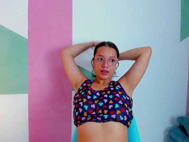 Capturas de pantalla de transmisión alexa-johnson