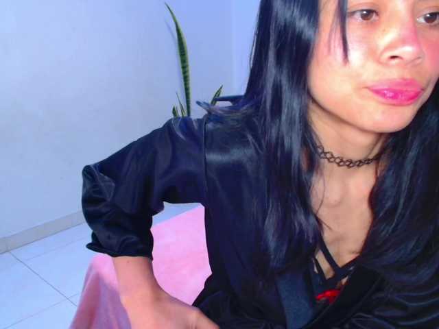 Capturas de pantalla de transmisión Alexus-f