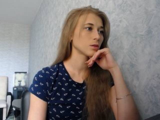 Capturas de pantalla de transmisión Alice88888