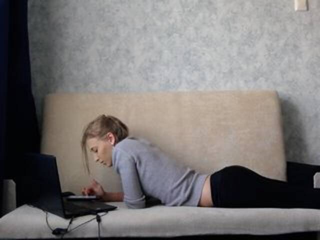 Capturas de pantalla de transmisión Alice88888