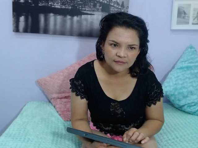 Capturas de pantalla de transmisión Alicejonnes