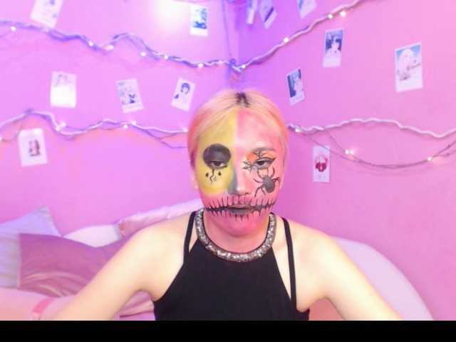 Fotos AlienKim Welcome to room of fear)) let's have a fun in my partyroom #scare #fearroom #halloween #asian #young