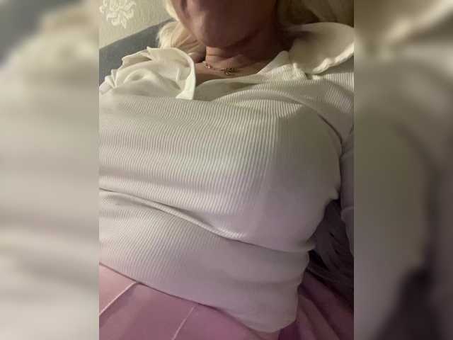 Capturas de pantalla de transmisión AlisaKisa555