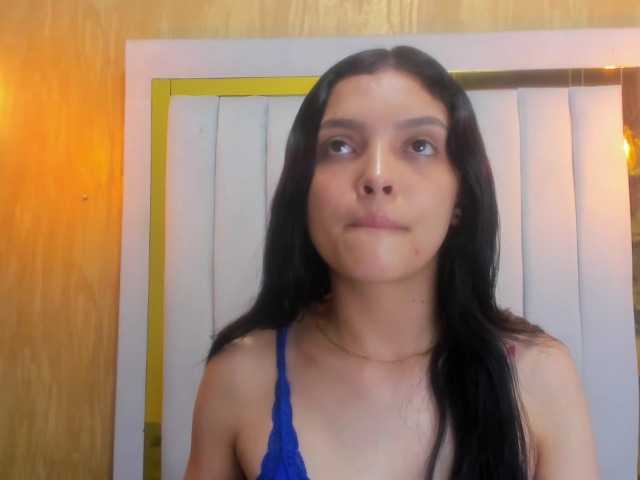 Capturas de pantalla de transmisión Alishe-Fetish