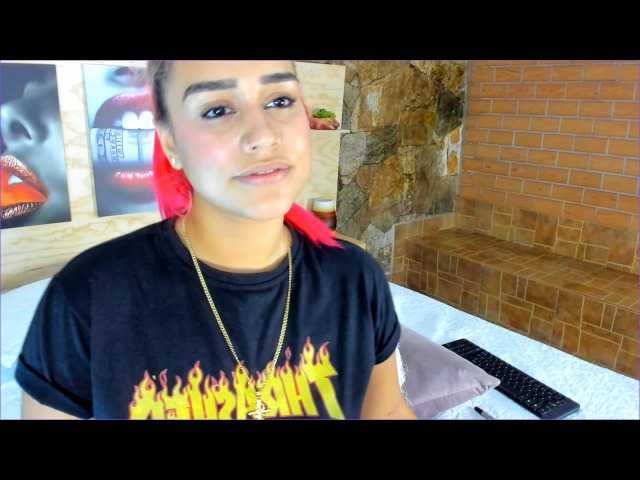 Capturas de pantalla de transmisión ALISSA-PAZ
