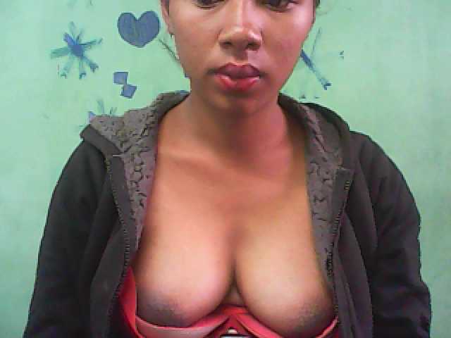 Capturas de pantalla de transmisión almapleasure