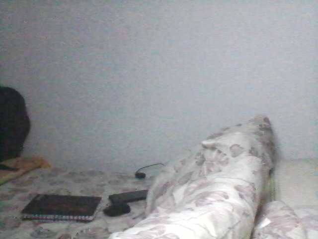 Capturas de pantalla de transmisión alondrahot82