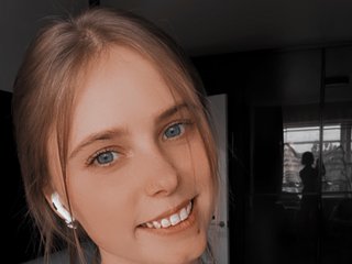 Videochat erótico Alyona-24