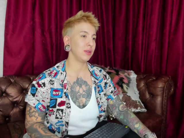 Capturas de pantalla de transmisión amy-ink