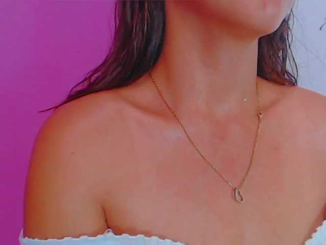 Capturas de pantalla de transmisión AmyRoberts2