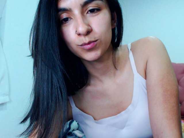 Capturas de pantalla de transmisión AnahiBrowns