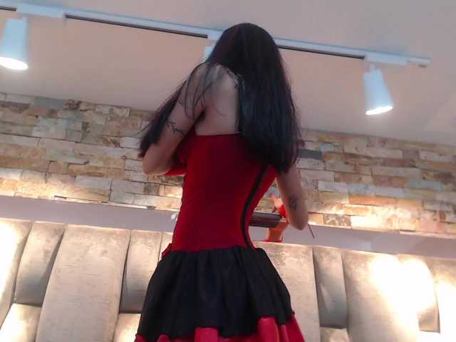 Capturas de pantalla de transmisión AnaisIzummy