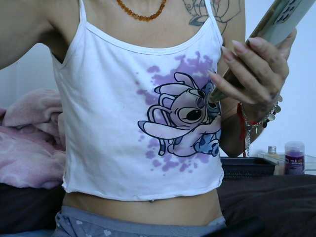 Capturas de pantalla de transmisión Analuxjulia