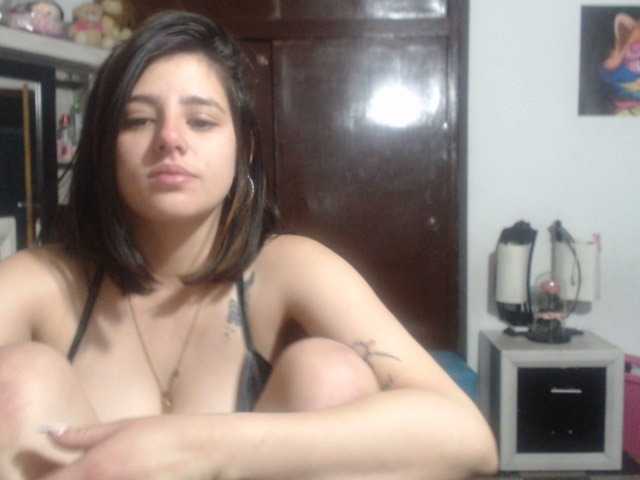Capturas de pantalla de transmisión angelaasm