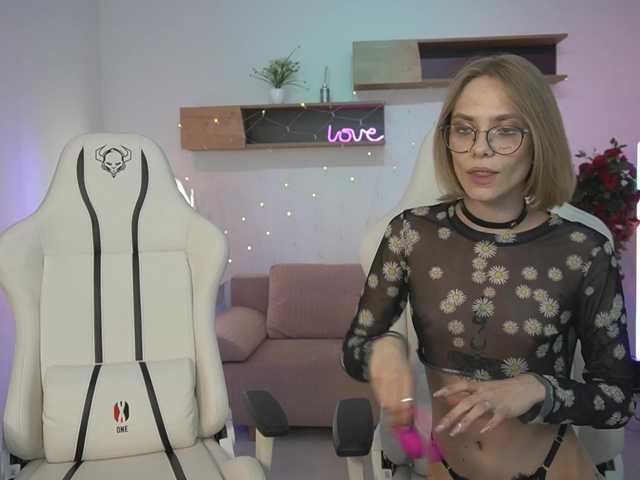 Capturas de pantalla de transmisión AngieNatasha054