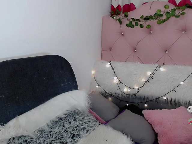 Capturas de pantalla de transmisión canela_love