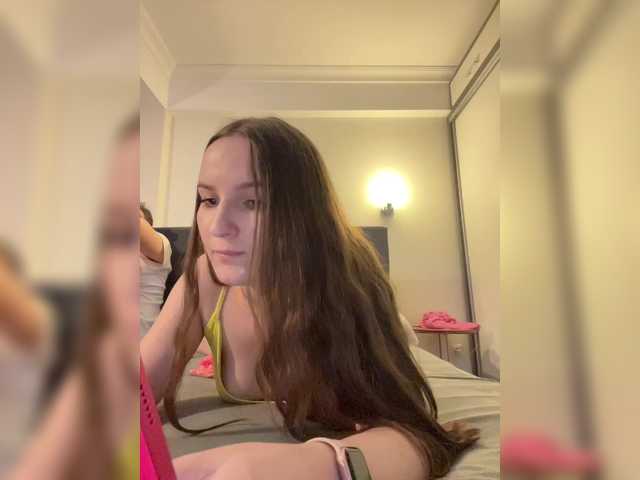 Fotos Annafirepussy Good evening!random vibrations 35 tokenslike me in my profile bongacams and also find me in onlyfans