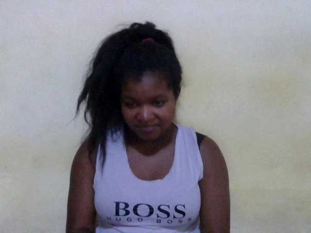 Capturas de pantalla de transmisión Annah7