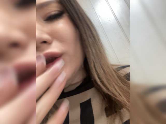 Capturas de pantalla de transmisión L0uisVuitton