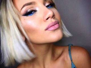 Chat de video erótico AprilJuicy