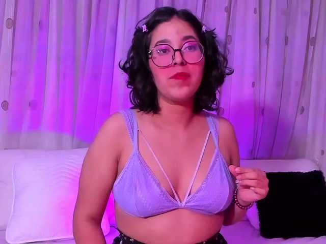 Capturas de pantalla de transmisión ArabellaColet