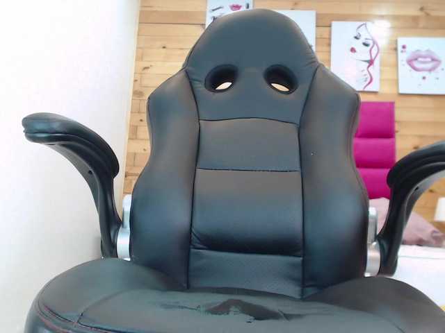 Capturas de pantalla de transmisión AranzaRose