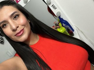 Chat de video erótico ariana-sexy-horny