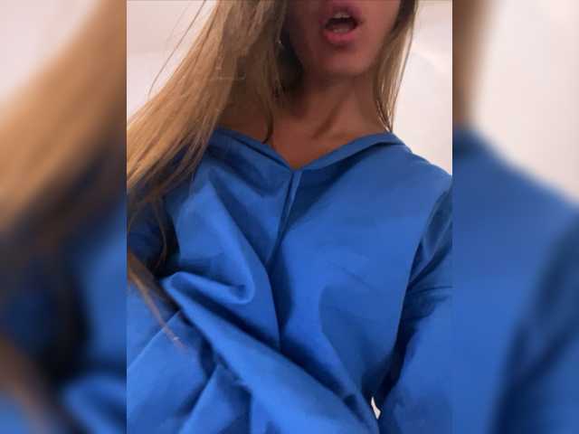 Capturas de pantalla de transmisión ArinaLove77