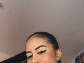 Chat de video erótico AriWeet