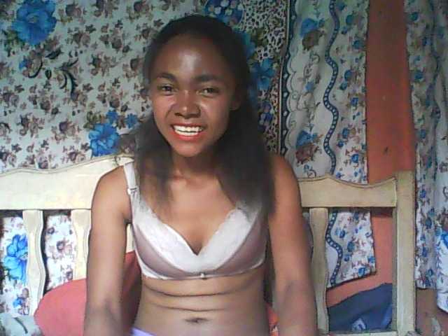 Capturas de pantalla de transmisión Aronne69