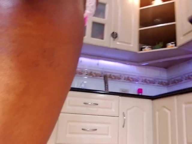 Capturas de pantalla de transmisión AshanttiGate