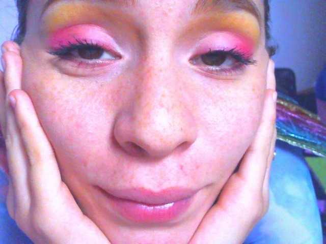 Capturas de pantalla de transmisión AshleyCyrus