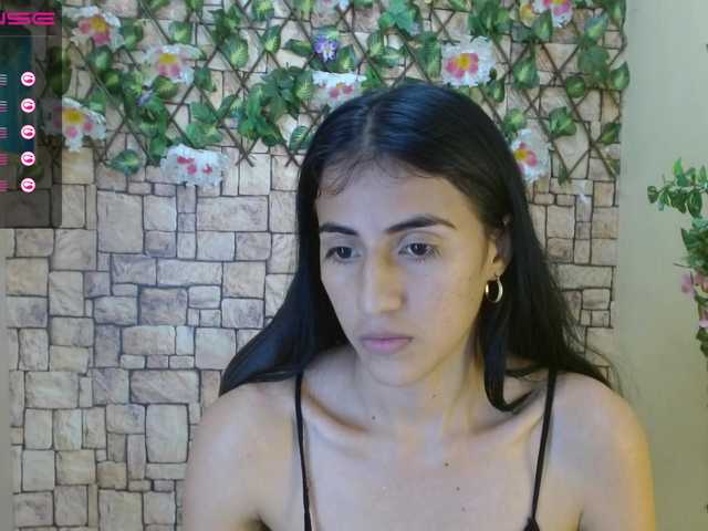 Capturas de pantalla de transmisión aura-sofia