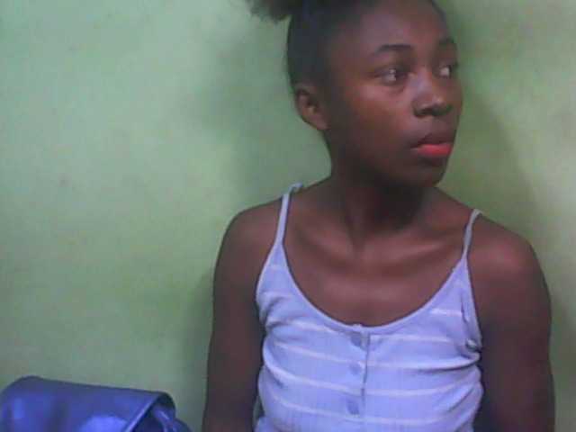 Capturas de pantalla de transmisión Aurelia42